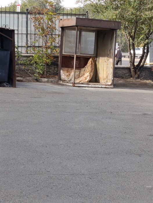 Продам будку для нужд дома или дачи самовывоз