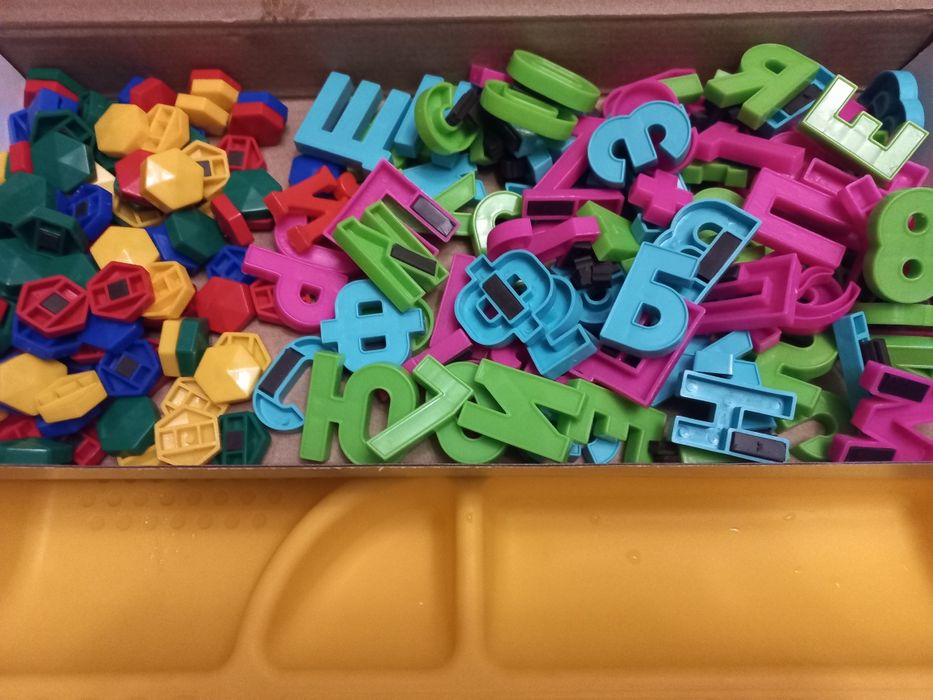 Продам детский мольберт