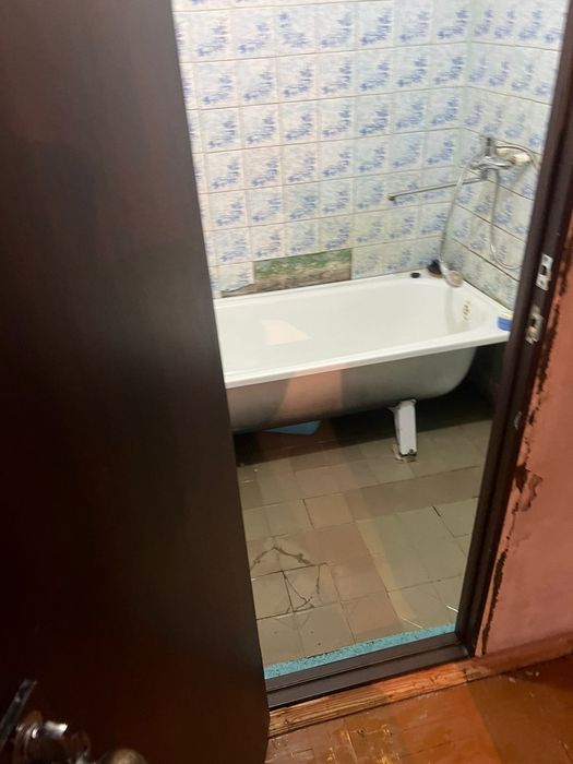 Продается двухкомнатная квартира.