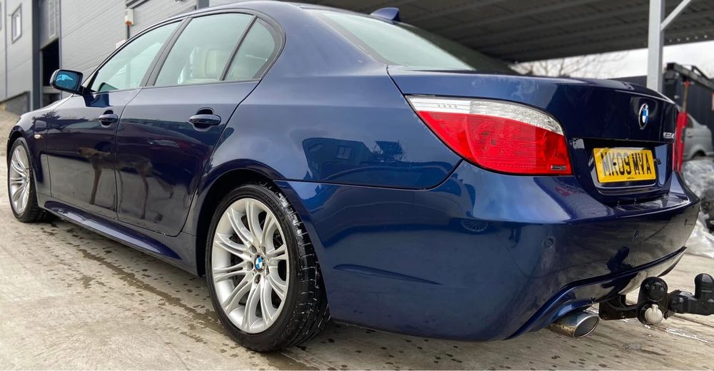 Dezmembrez BMW 520d LCI an 2009 M motor 2.0d 177cp Automat jante 135 M