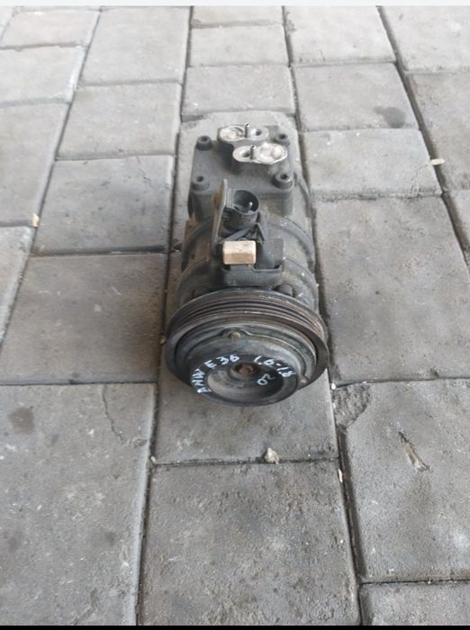 BMW e36 компрессор кондиционера 1.6 1.8 б/у оригинал