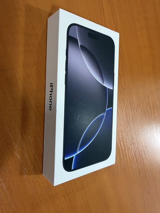 iPhone 16 Pro Max Black Titanium – 256 GB – stare perfectă