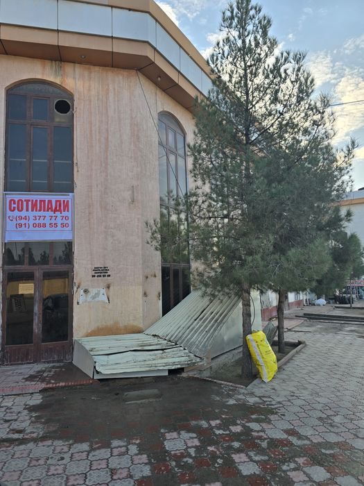 Бино сотилади 2 этаж + падвал лакация зур жойда