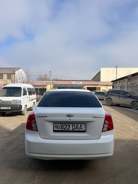 Ласетти шевралет