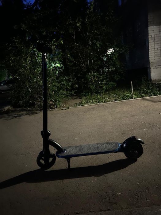 Продам электросамокат