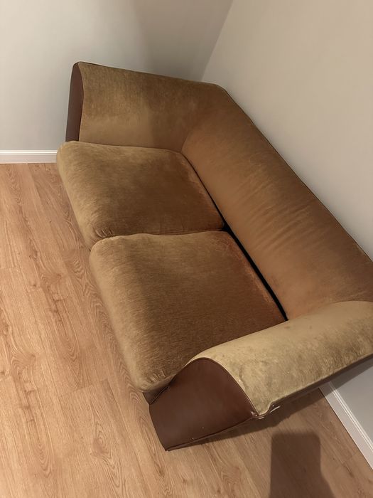 Продам столы сервант в отличном состояние беларусь