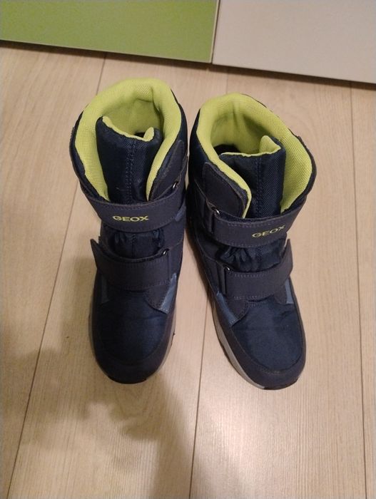 Ghete înalte cu scai Geox