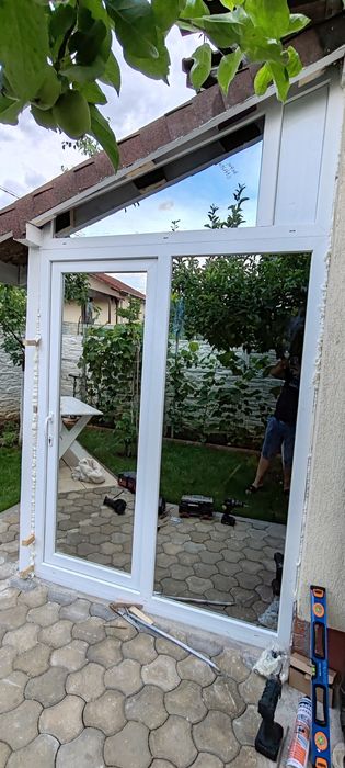 Termopane ferestre și uși Rulouri Exterioare