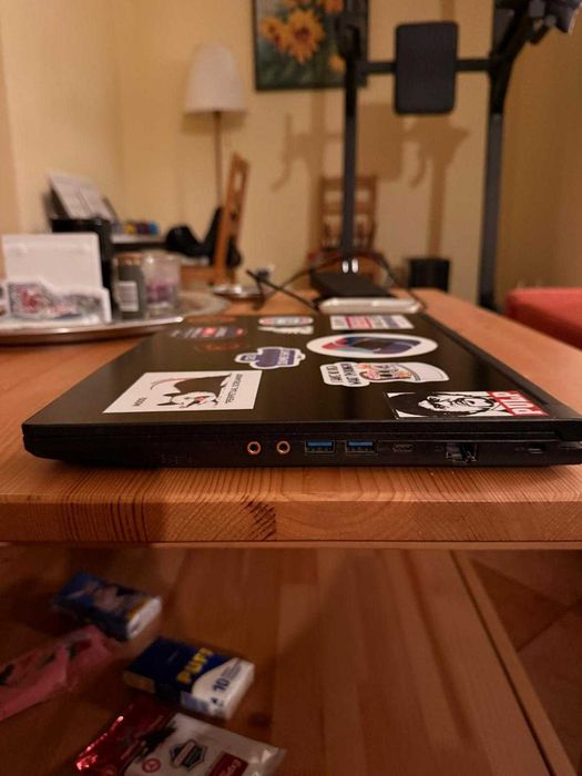 Laptop Gaming MSI, I7 10750, GTX 1650 Ti, 8GB, 500GB