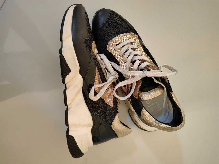 Дамски маратонки, Alessa