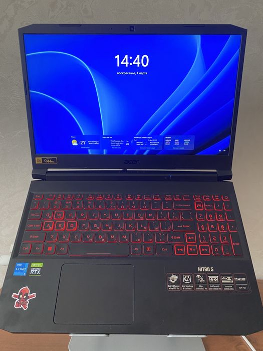 Notebook Acer Nitro 5 и игровой комплект