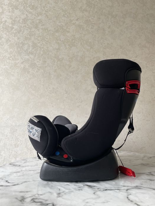 Детское автокресло KRUIZ.