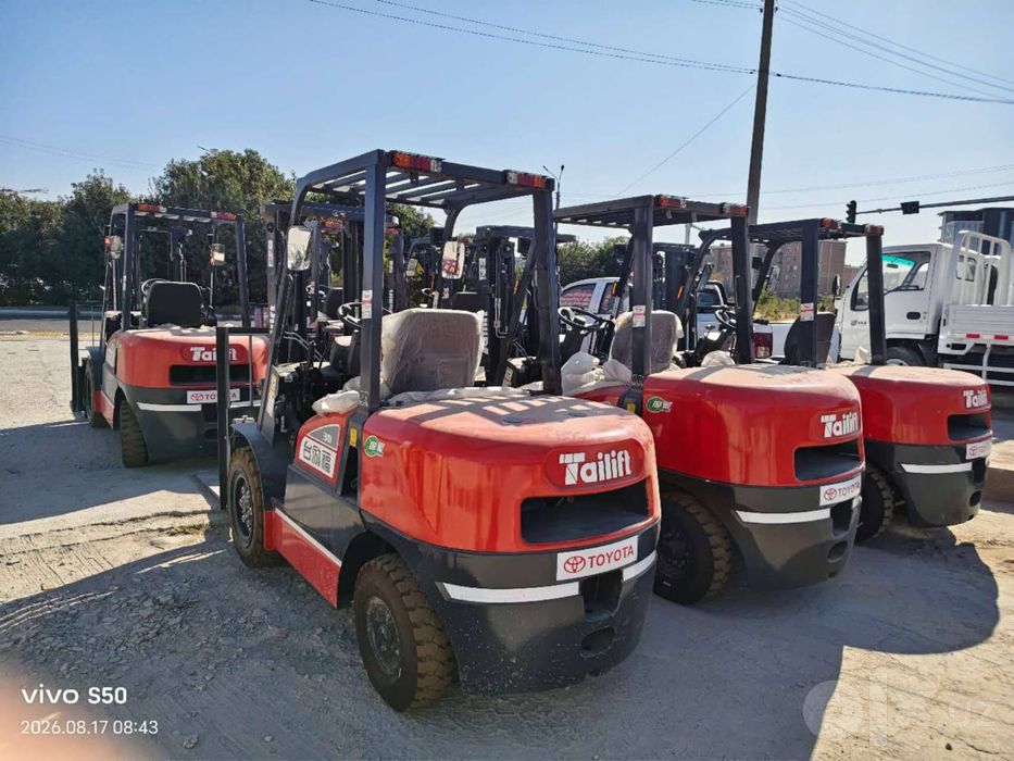 Yangi Toyota forklift 3–3.5 tonna, 3–4.5 metr