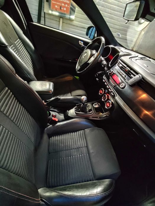 Alfa Romeo Giulietta 2011, 2 disel