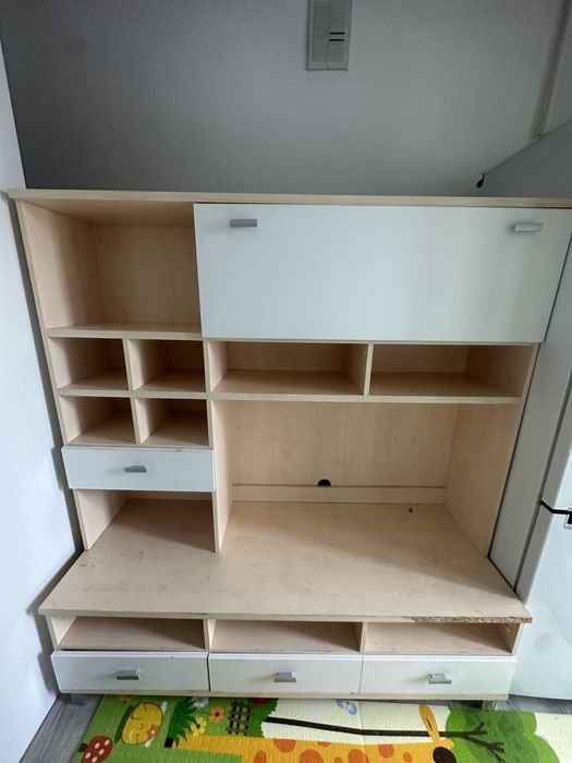 Шкаф для кухни и гостиной