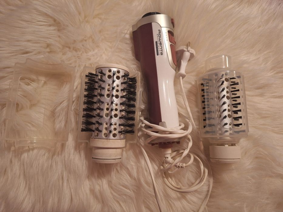 Perie rotativă pt. coafat Rowenta