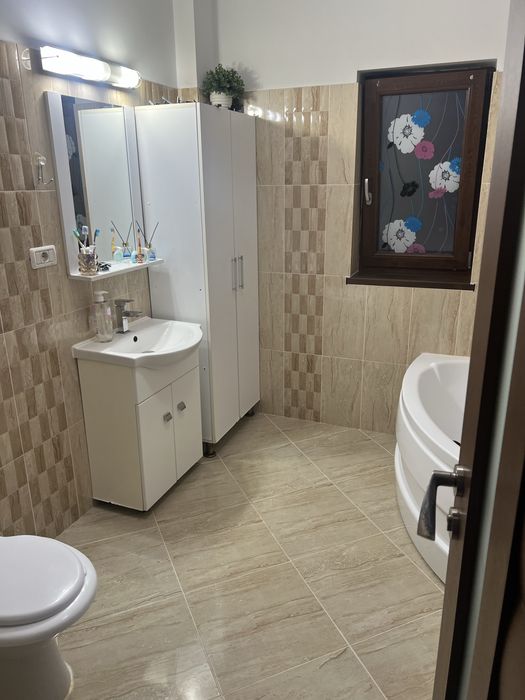 Vand apartament 3 camere 95 m patrati