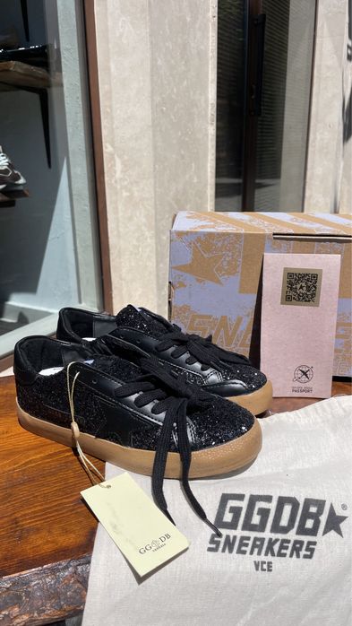 Golden goose дасмки различни цветове