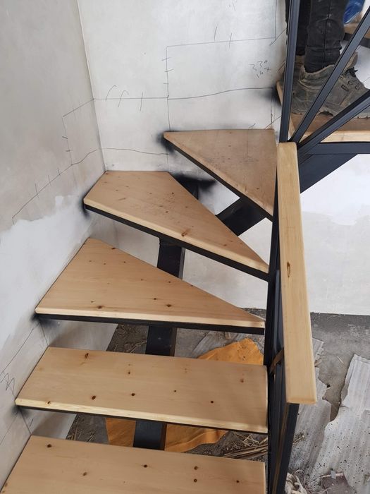 Лестницы металлические