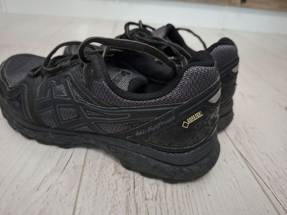 Asics Gore-tex-Ориг. Дамски маратонки