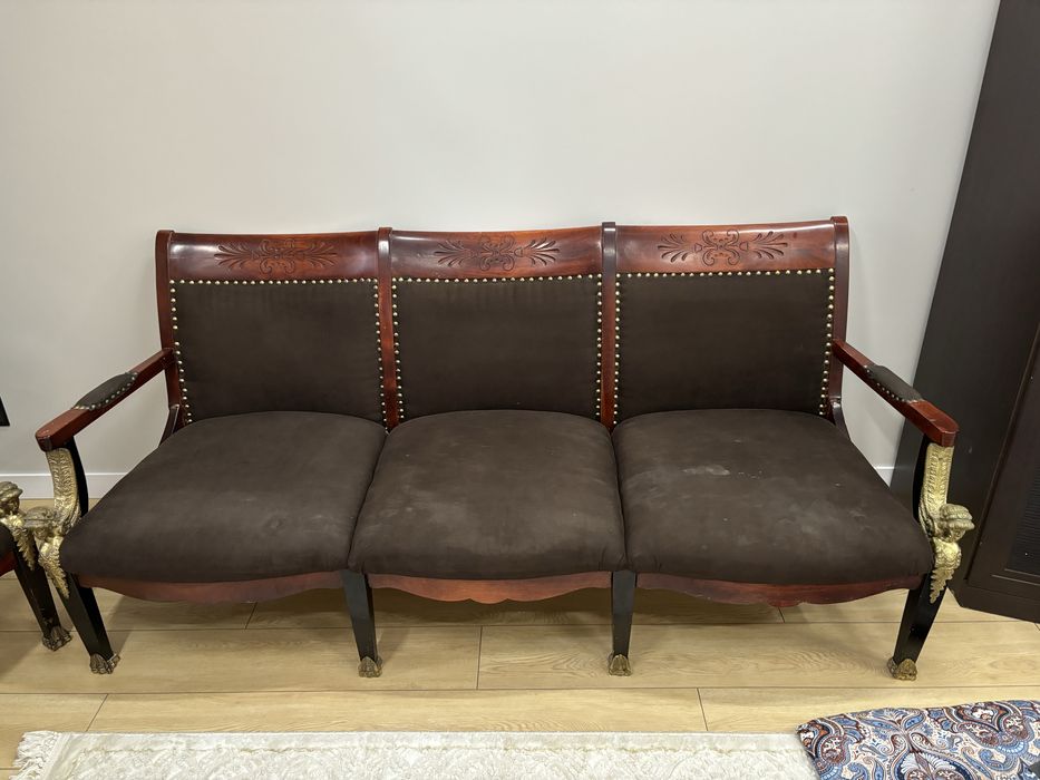 Продам уголок диван и 2 кресла