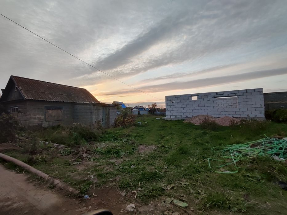 Земельный участок