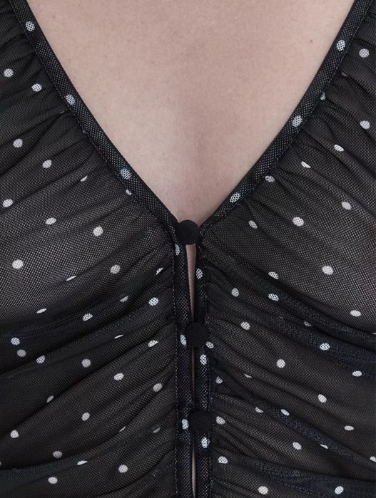 Блузка из сетки