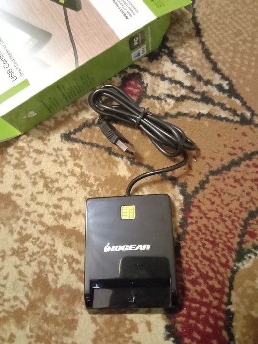 Smart card reader CAC, PIV,  IOGEAR GSR212  HID omnikey 3121