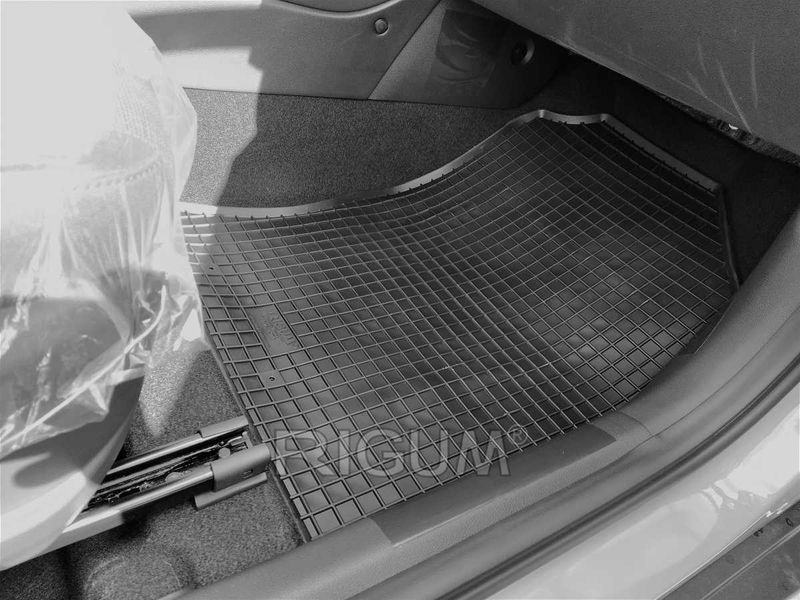 Гумени стелки или багажник HYUNDAI Kona от 2017-2022г