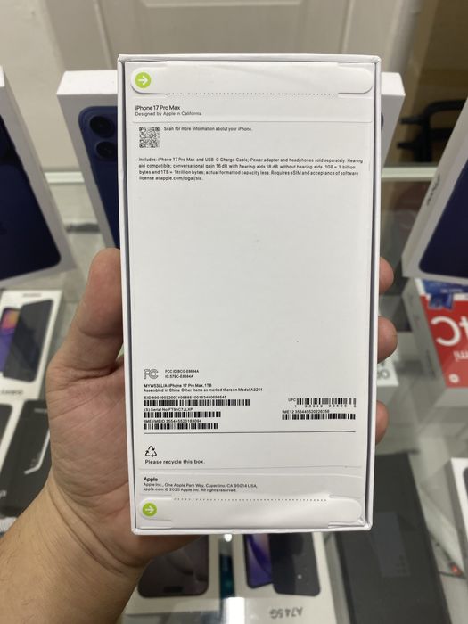 Айфон 17 про макс 1024гб Синий цвет!