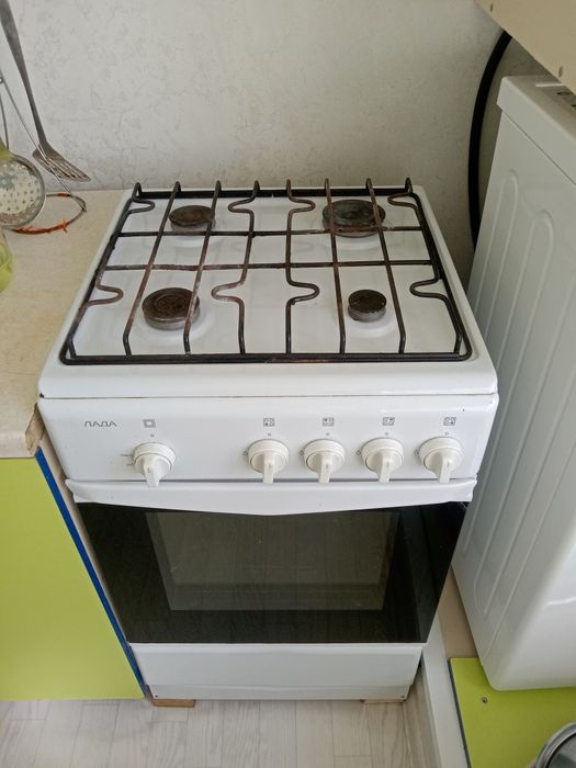 Продается газовая плита б/у