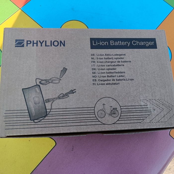 Încărcător bicicletă electrică