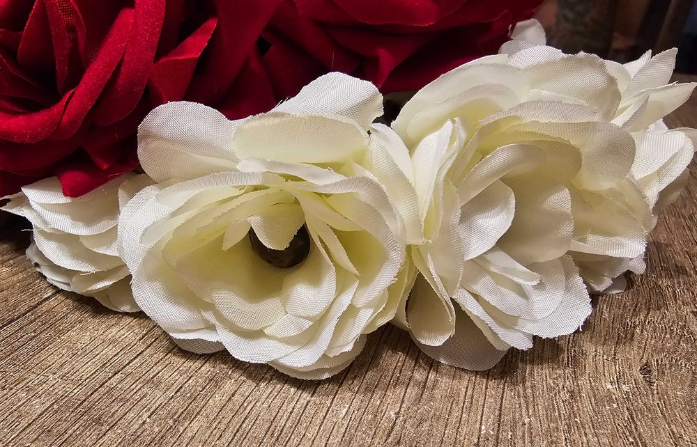 Bentita cu flori mari