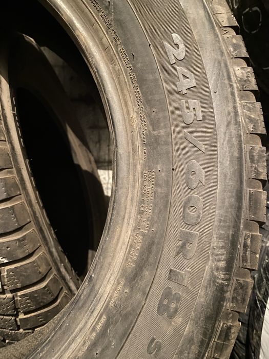 Продам Шины на 18  245/60