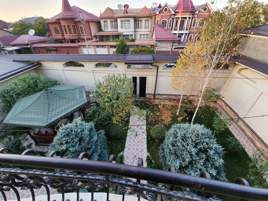 Своя Продается Евро Учаска Мирзо Улугбекский район Улица Никитина /