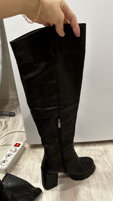 Сапоги зима на каблуках