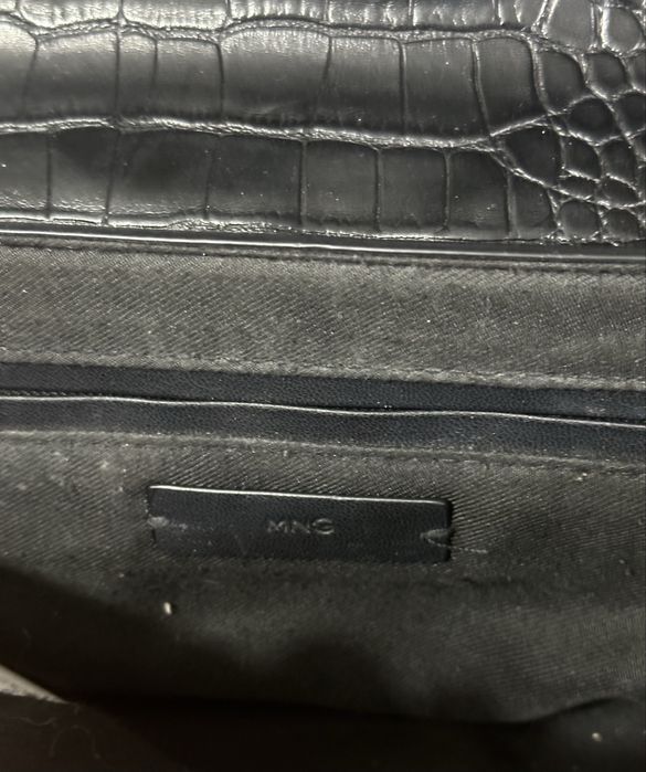 Сумка багет Mango