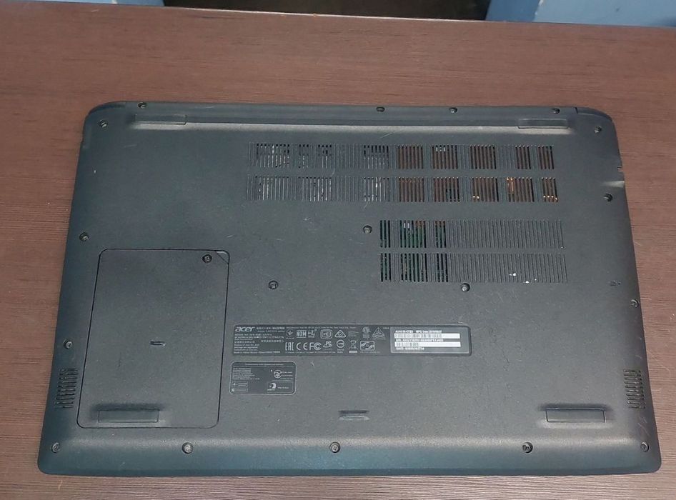 Acer A315-33-P4X3