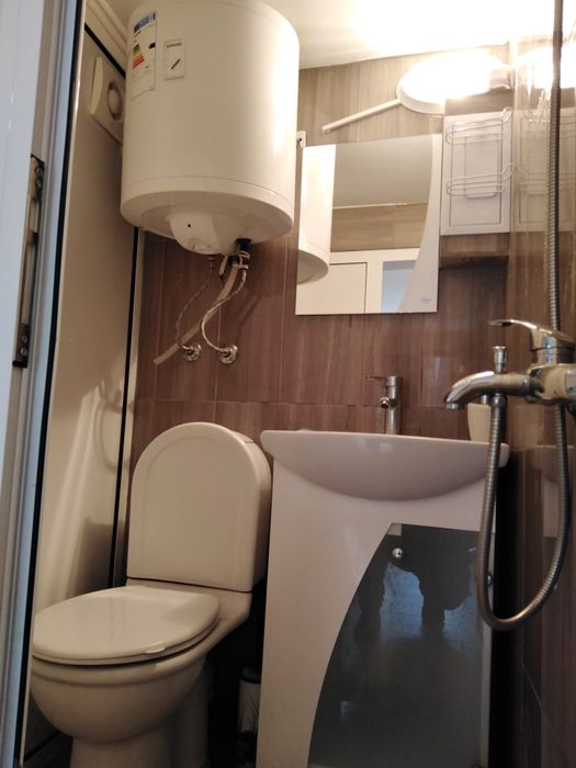 Дава се под наем Едностаен апартамент в София, Център - 15 кв.м за 255 € - Снимка #6