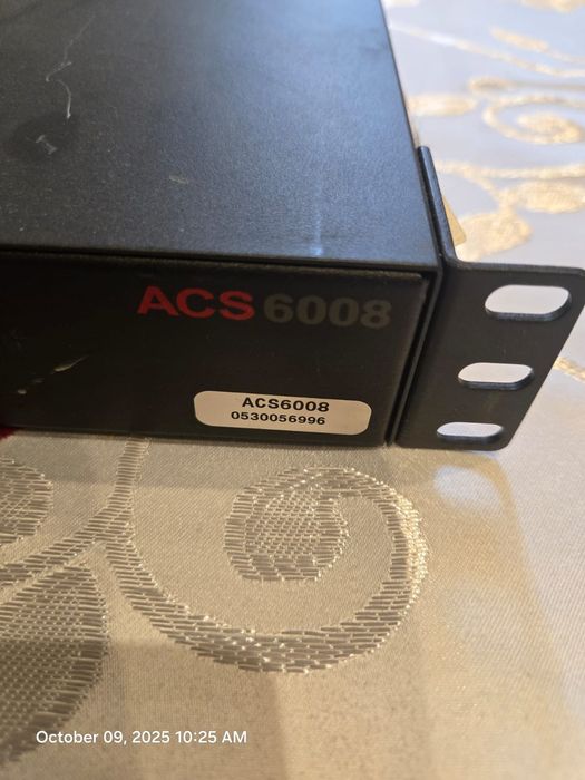Console Server Avocent ACS 6008 8-Port  cu sursă de alimentare dublă CA