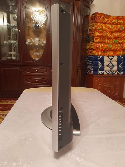 Продаю телевизор jvc