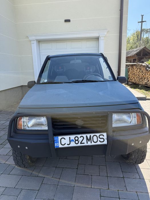 Vând suzuki vitara 4x4 1.6 benzina