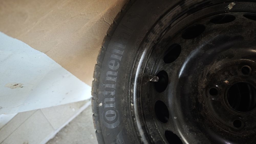 Гуми 165/60/15 Continental