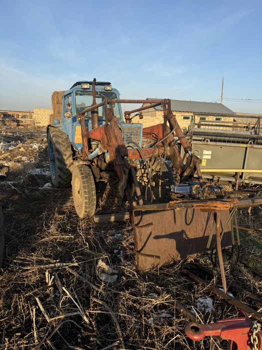 Продам трактор в хорошем состояний