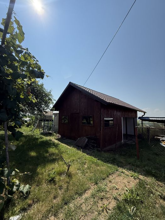 Casa de vanzare in plopeni - 35 ari