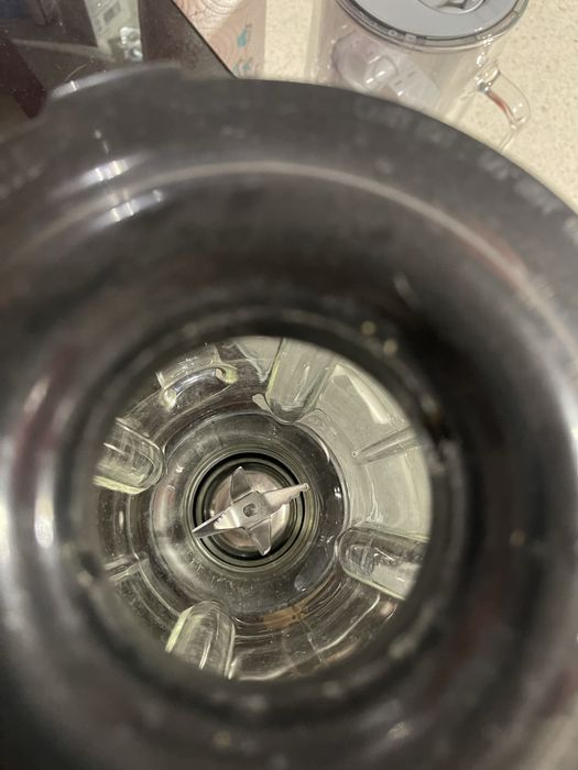 Блендер черен Gorenje