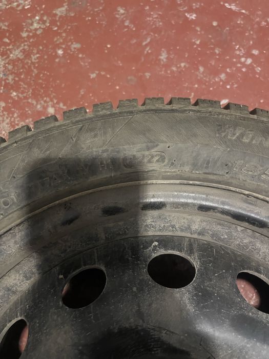 Шины с дисками комплект