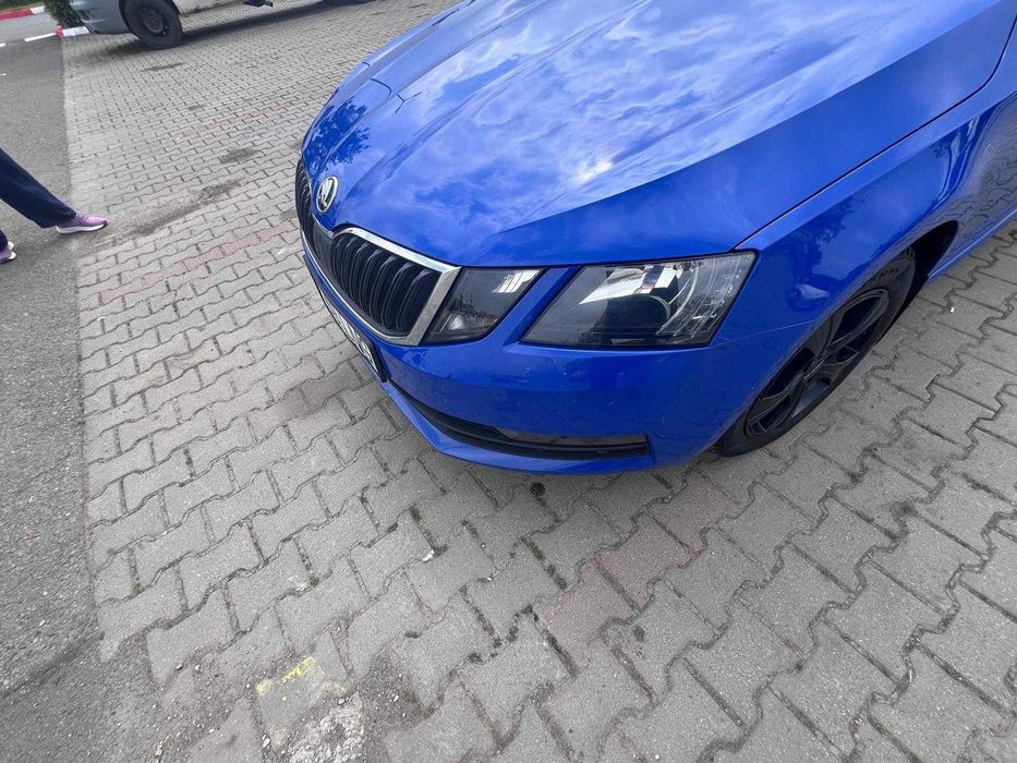 SKODA Octavia 2019 — imagine 3
