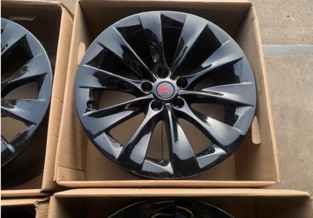 Тесла модел S/X 20 цола спорт пакет