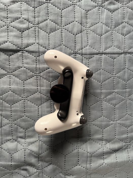 Playstation 4 pro Alb